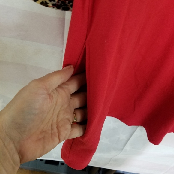 Sunshine Red & Leopard Cuff Top Large - Picture 6 of 7